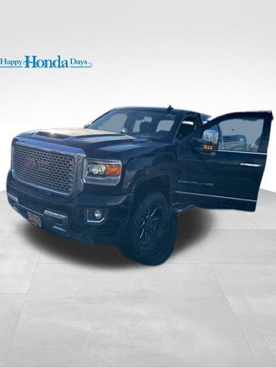 2017 GMC Sierra 2500HD Denali