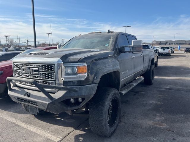 2019 GMC Sierra 3500HD Denali