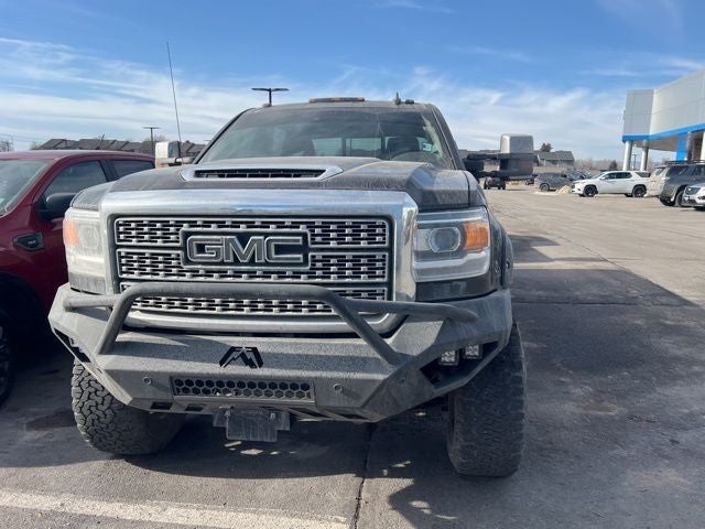 2019 GMC Sierra 3500HD Denali