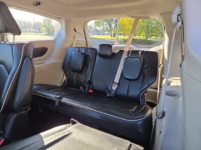 2023 Chrysler Pacifica Hybrid Limited