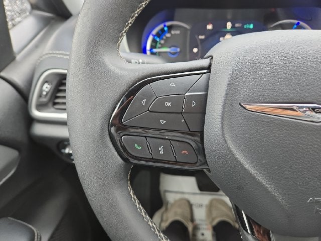 2024 Chrysler Pacifica Hybrid Select S Appearance