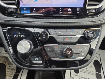 2024 Chrysler Pacifica Hybrid Select S Appearance
