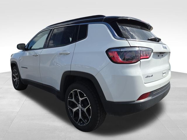 2024 Jeep Compass Limited - Photo 13