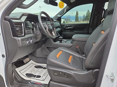 2025 GMC Sierra 1500 AT4