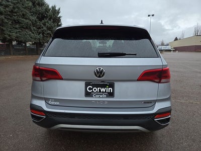 2024 Volkswagen Taos 1.5T SE