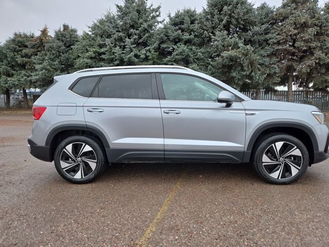 2024 Volkswagen Taos 1.5T SE