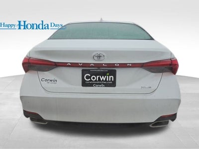 2019 Toyota Avalon XLE