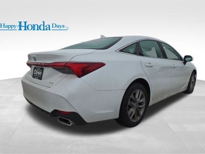 2019 Toyota Avalon XLE