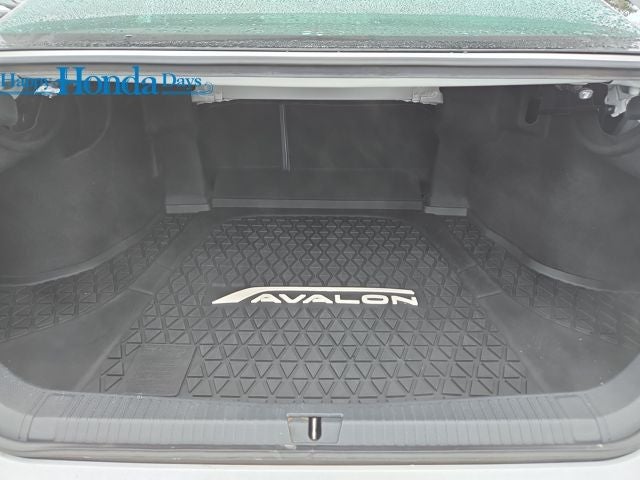 2019 Toyota Avalon XLE