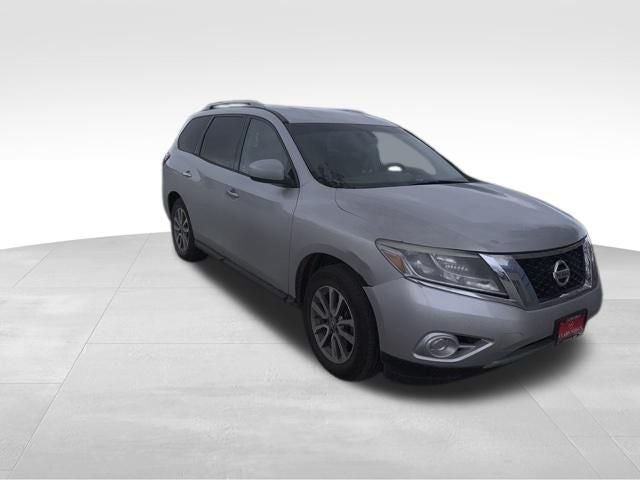 2016 Nissan Pathfinder S
