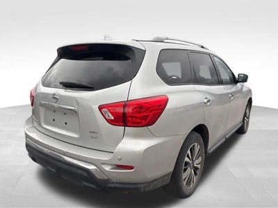 2020 Nissan Pathfinder SV