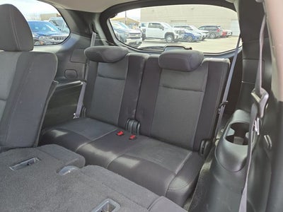 2020 Nissan Pathfinder SV