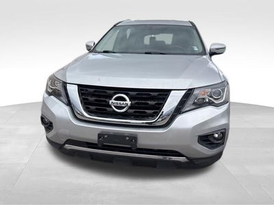 2020 Nissan Pathfinder SV