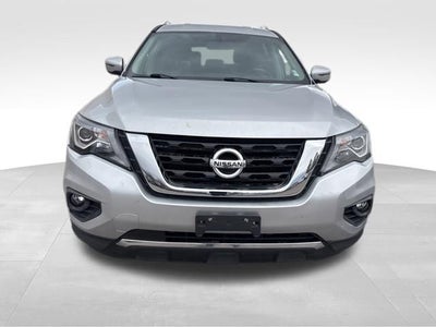 2020 Nissan Pathfinder SV