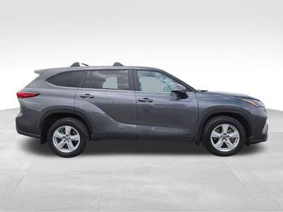 2023 Toyota Highlander Hybrid LE