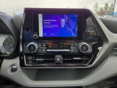 2023 Toyota Highlander Hybrid LE