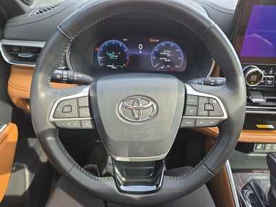 2024 Toyota Highlander Platinum