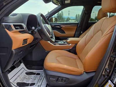 2024 Toyota Highlander Platinum
