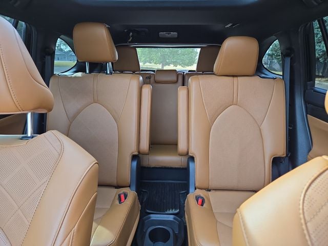 2024 Toyota Highlander Platinum