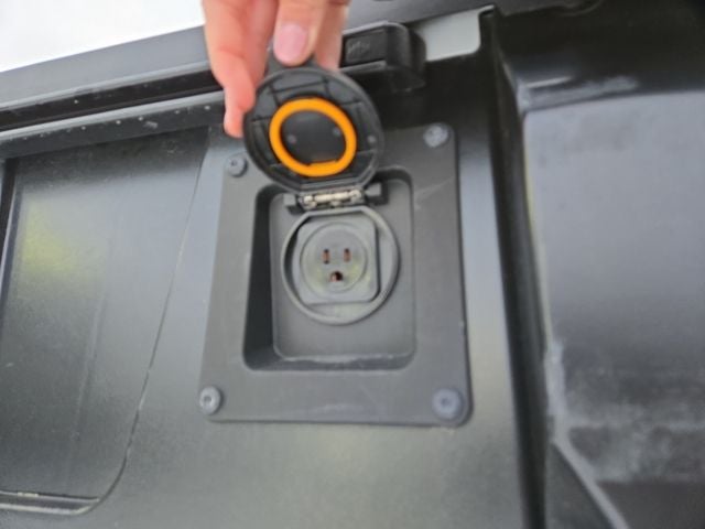 2023 Toyota Tundra Hybrid Capstone