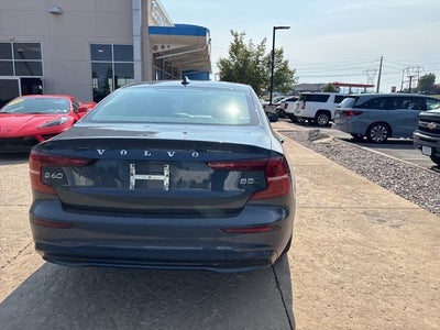 2024 Volvo S60 B5 Plus Dark Theme