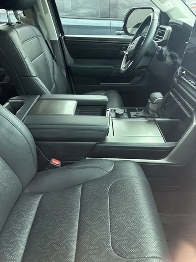 2023 Toyota Sequoia SR5