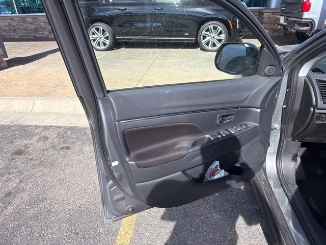 2025 Mitsubishi Outlander Sport 2.0 LE