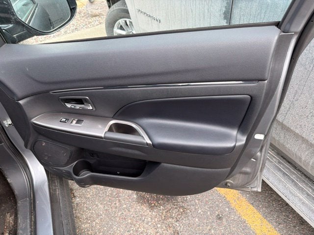 2025 Mitsubishi Outlander Sport 2.0 SE