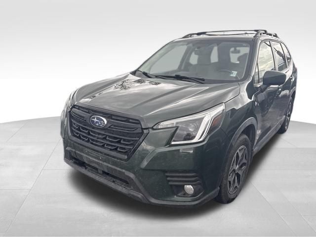 2023 Subaru Forester Premium's photo