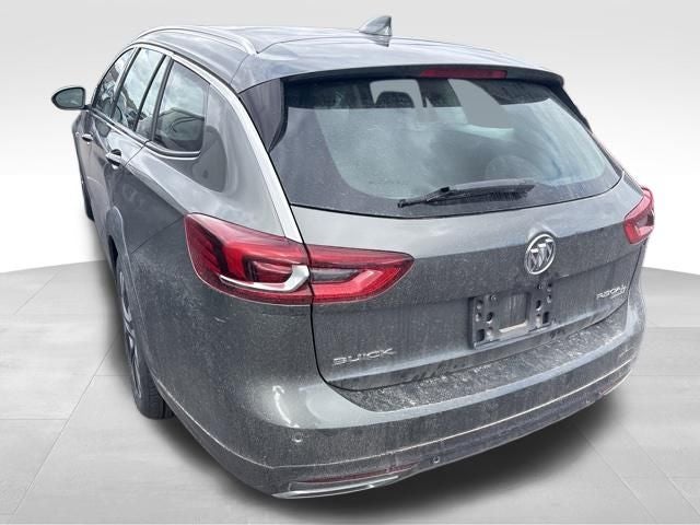 2018 Buick Regal TourX Essence