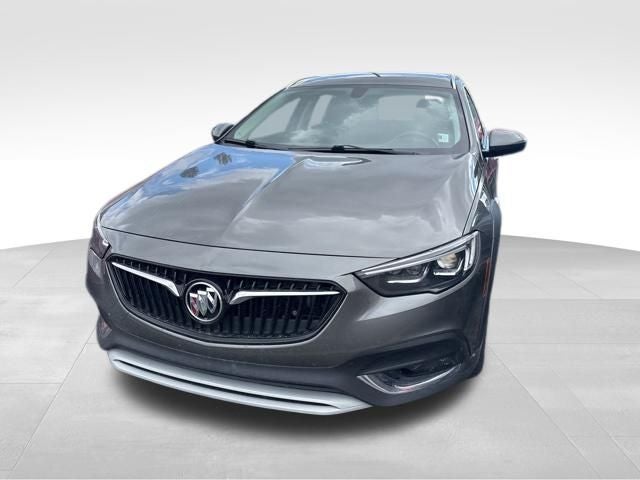 2018 Buick Regal TourX Essence
