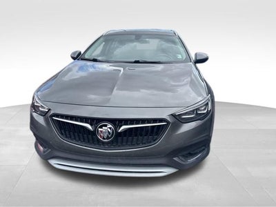 2018 Buick Regal TourX Essence