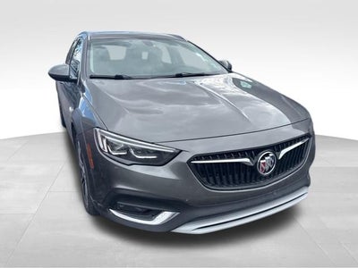 2018 Buick Regal TourX Essence