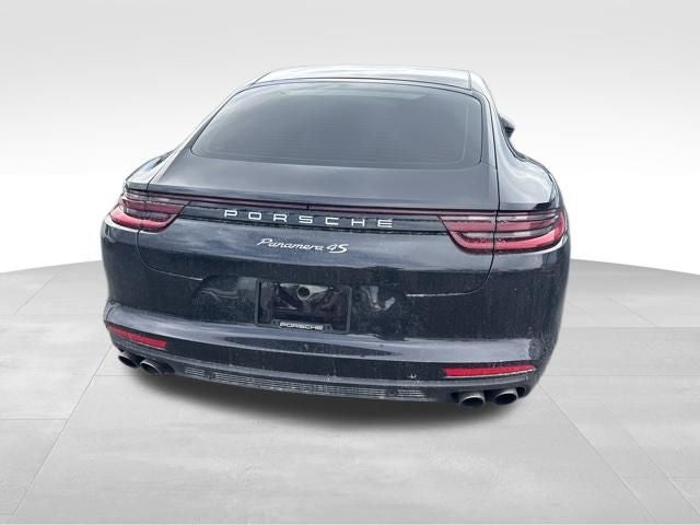 2018 Porsche Panamera 4S