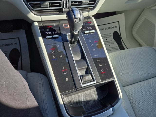 2023 Porsche Macan S